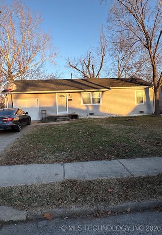 807 N Ash Street, Owasso, OK 74055
