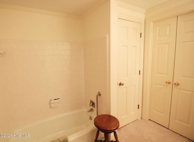 202 Haven Way S, Washington, NC 27889