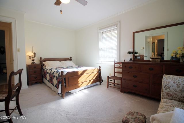 202 Haven Way S, Washington, NC 27889