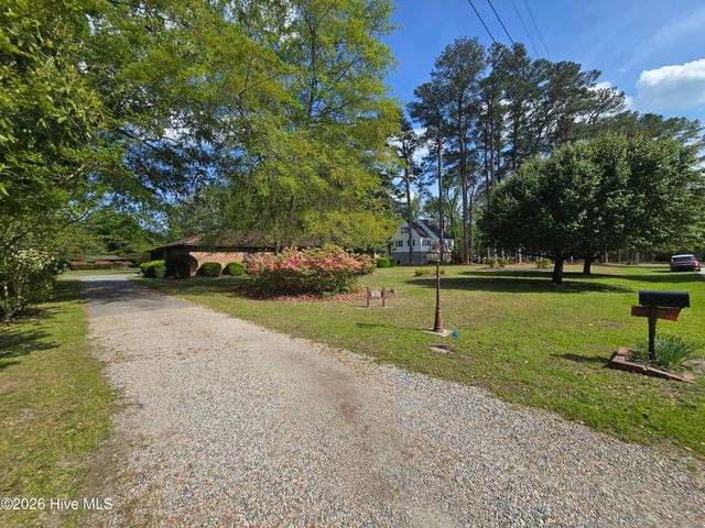 202 Haven Way S, Washington, NC 27889