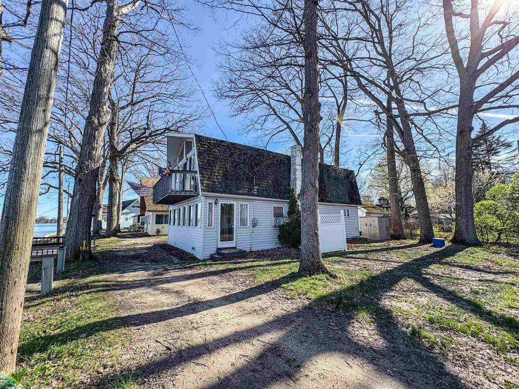 13014 Fenton Street, Fenton Twp, MI 48430