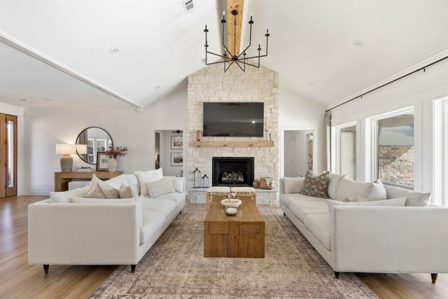 106 West End Street, Beebe, AR 72012