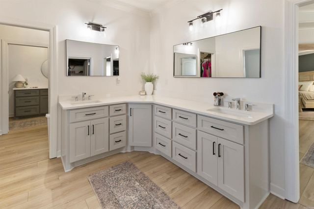 106 West End Street, Beebe, AR 72012