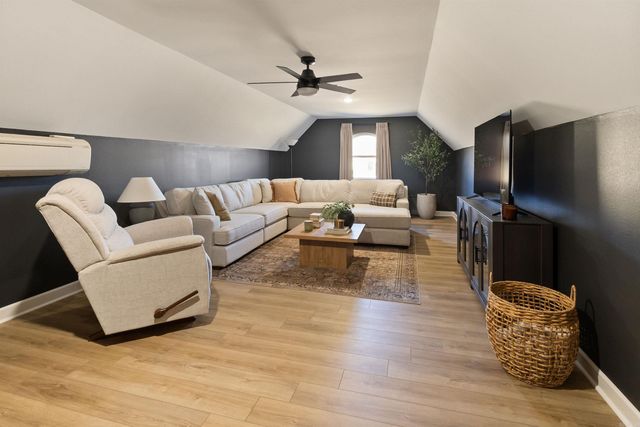 106 West End Street, Beebe, AR 72012