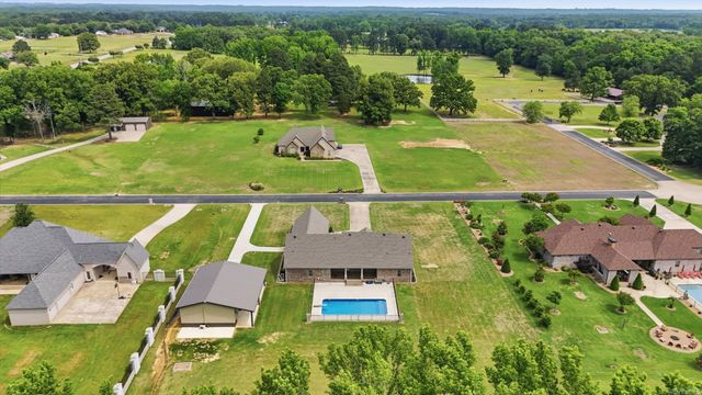 106 West End Street, Beebe, AR 72012