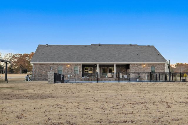 106 West End Street, Beebe, AR 72012