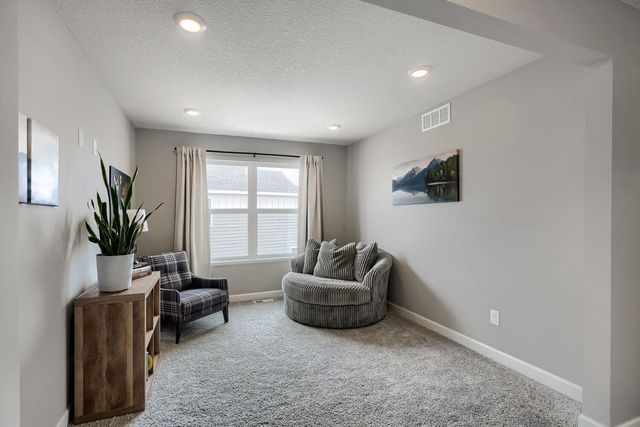 7337 183rd Street W, Lakeville, MN 55044