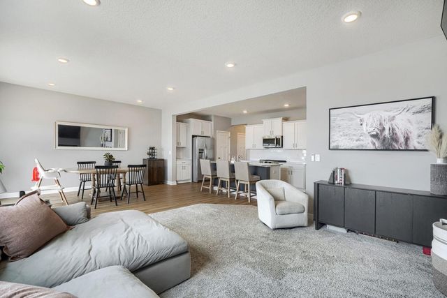 7337 183rd Street W, Lakeville, MN 55044