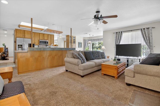 1222 Via Del Sol Road, Salinas, CA 93907