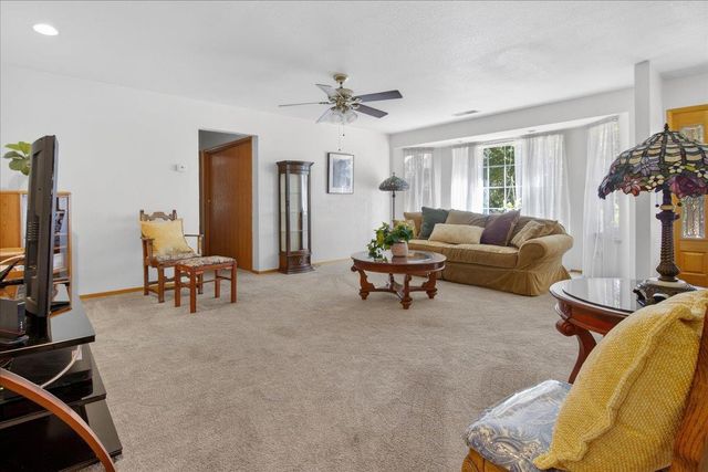 1222 Via Del Sol Road, Salinas, CA 93907