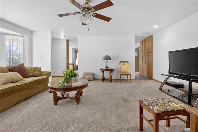 1222 Via Del Sol Road, Salinas, CA 93907