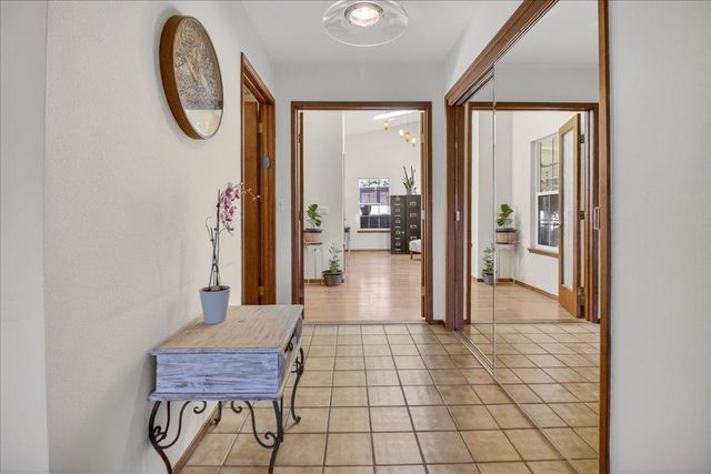 1222 Via Del Sol Road, Salinas, CA 93907