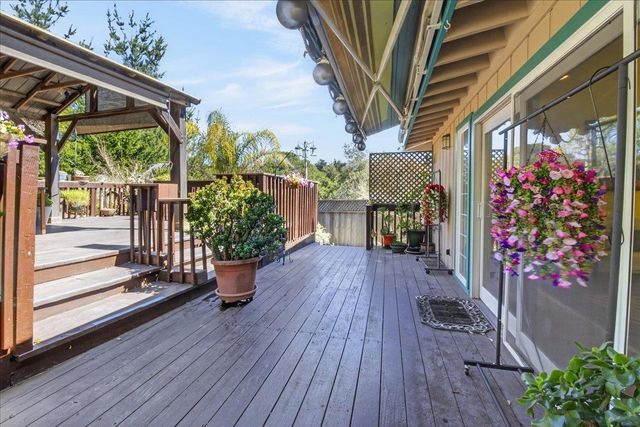 1222 Via Del Sol Road, Salinas, CA 93907