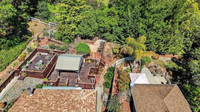 1222 Via Del Sol Road, Salinas, CA 93907