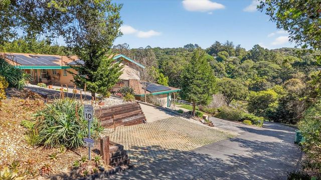 1222 Via Del Sol Road, Salinas, CA 93907