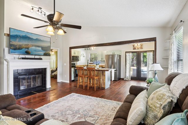 2638 SKIPTON Court, Jacksonville, FL 32225