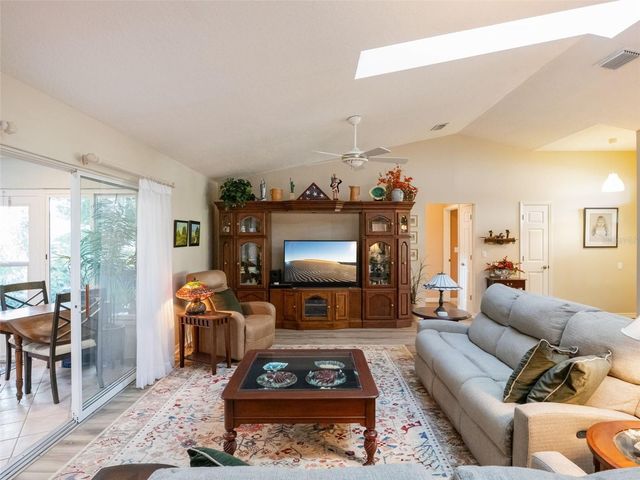 21142 EDINBOROUGH PLACE, Leesburg, FL 34748