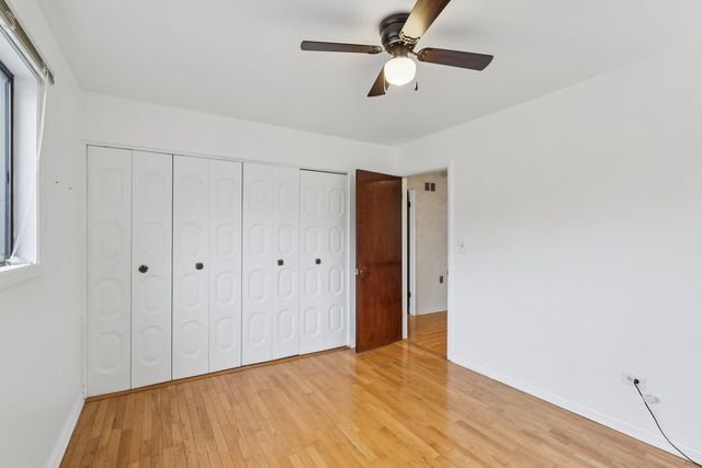 105 W Dover Drive, Mount Prospect, IL 60056