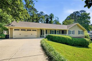 4512 Mountain Creek Drive NE, Roswell, GA 30075