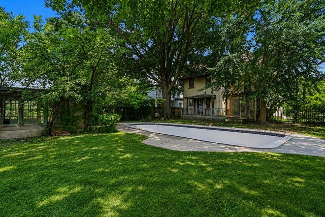1479 Seminole Street, Detroit, MI 48214