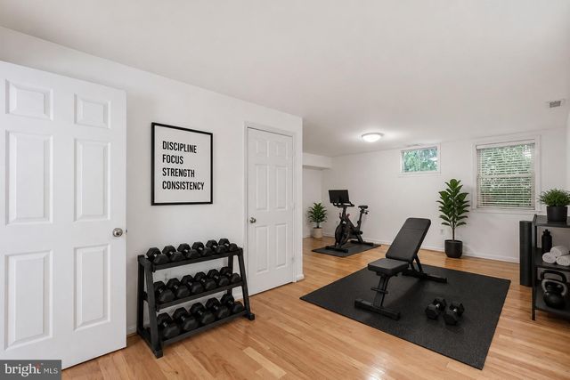 43252 PRESTON CT, Ashburn, VA 20147