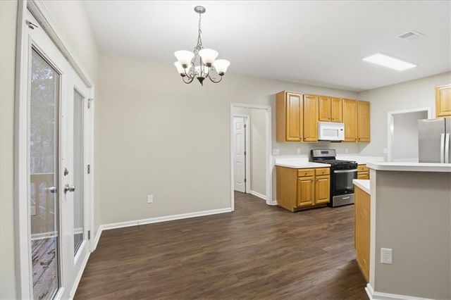 1029 Chatsworth Lane, Woodstock, GA 30189