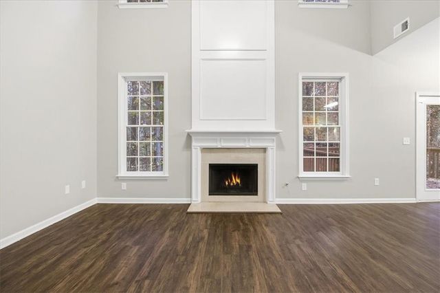 1029 Chatsworth Lane, Woodstock, GA 30189