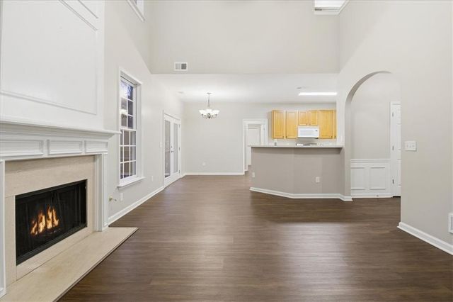 1029 Chatsworth Lane, Woodstock, GA 30189