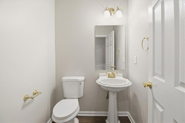 1029 Chatsworth Lane, Woodstock, GA 30189