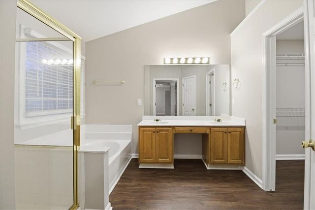 1029 Chatsworth Lane, Woodstock, GA 30189