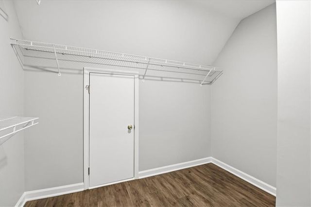 1029 Chatsworth Lane, Woodstock, GA 30189