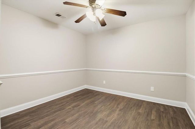 1029 Chatsworth Lane, Woodstock, GA 30189