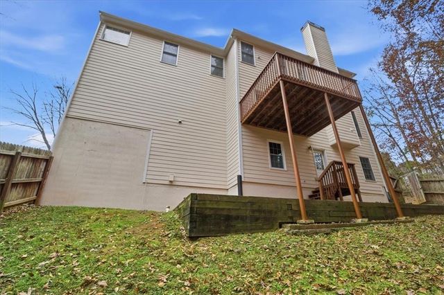 1029 Chatsworth Lane, Woodstock, GA 30189