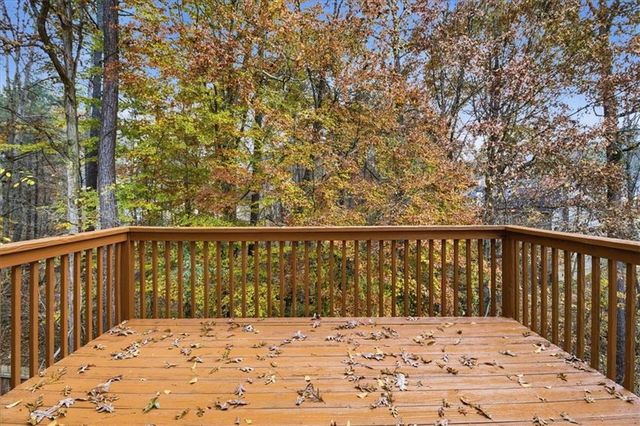 1029 Chatsworth Lane, Woodstock, GA 30189