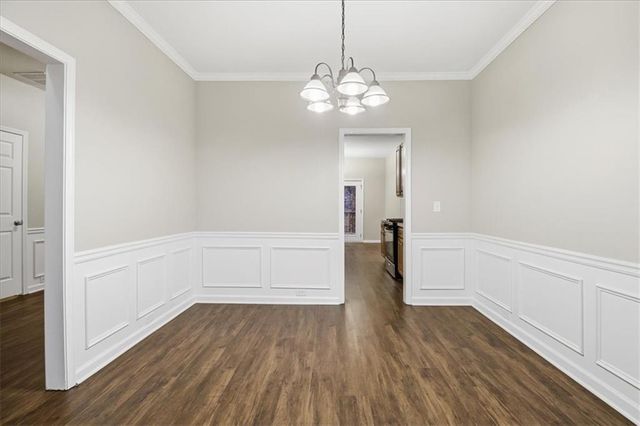 1029 Chatsworth Lane, Woodstock, GA 30189