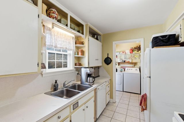 1706 S Delaware Avenue, Springfield, MO 65804