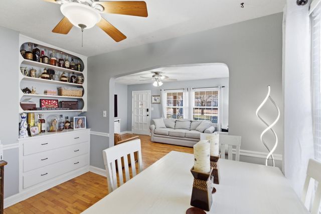 1706 S Delaware Avenue, Springfield, MO 65804