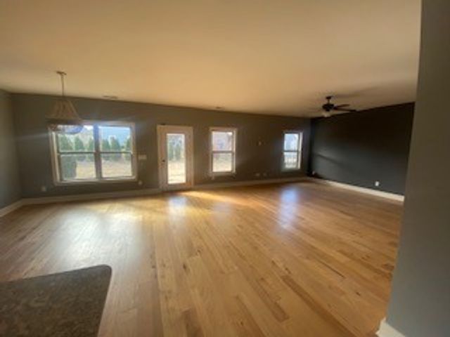 124 Grindstone Dr, Gallatin, TN 37066