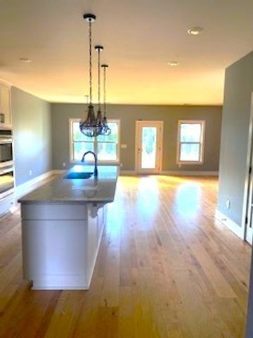 124 Grindstone Dr, Gallatin, TN 37066