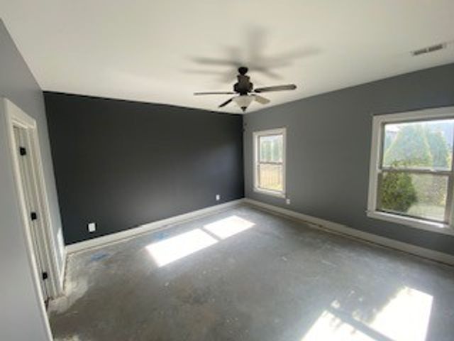 124 Grindstone Dr, Gallatin, TN 37066