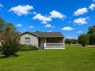202 N Logan Street, Texas City, TX 77590