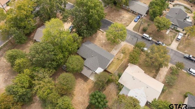 2428 Mckenzie Dr., Tyler, TX 75701