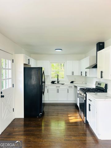 2344 Hollyridge Dr SW, Marietta, GA 30060