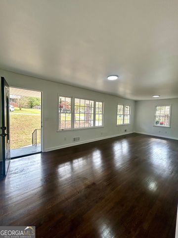 2344 Hollyridge Dr SW, Marietta, GA 30060