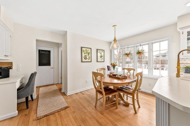 17740 Lisa LANE, Brookfield, WI 53045