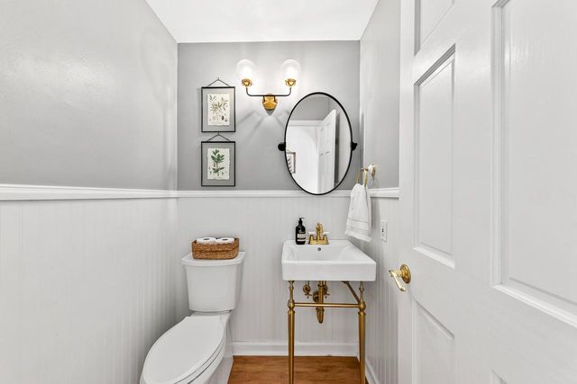 17740 Lisa LANE, Brookfield, WI 53045