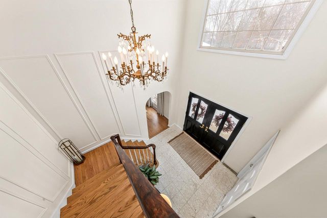 17740 Lisa LANE, Brookfield, WI 53045