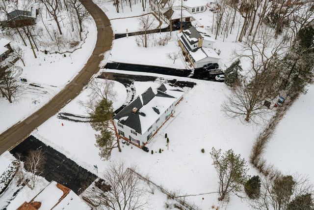 17740 Lisa LANE, Brookfield, WI 53045