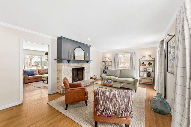 17740 Lisa LANE, Brookfield, WI 53045