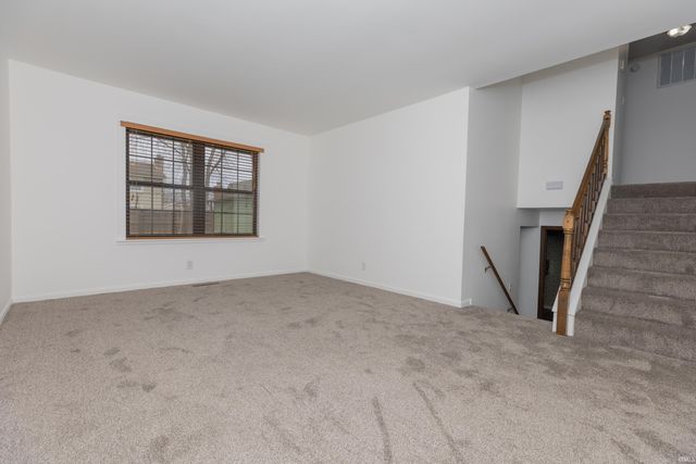 4200 Saddlebrooke Lane, Evansville, IN 47715